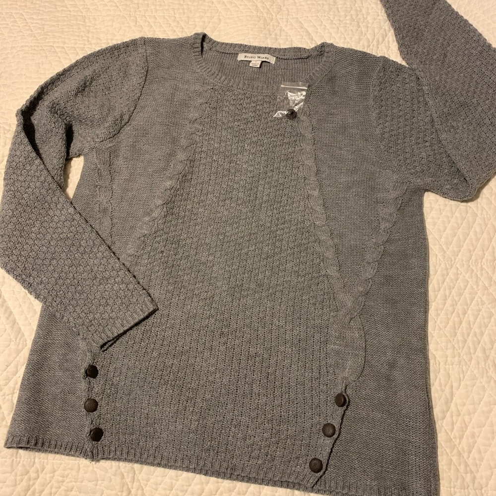 Gray sweater